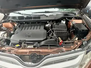 Toyota Venza XLE AWD 2013 Brown