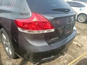 Toyota Venza AWD 2012 Gray