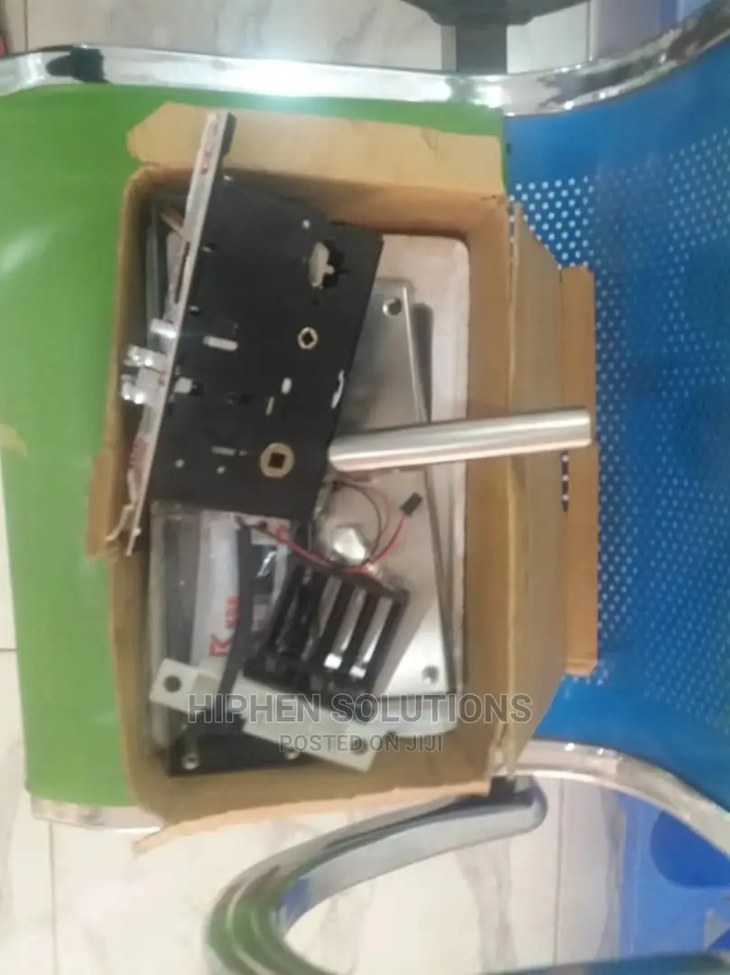 Professional Card Lock System