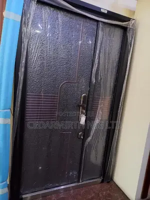 Dac1104 Cast Door