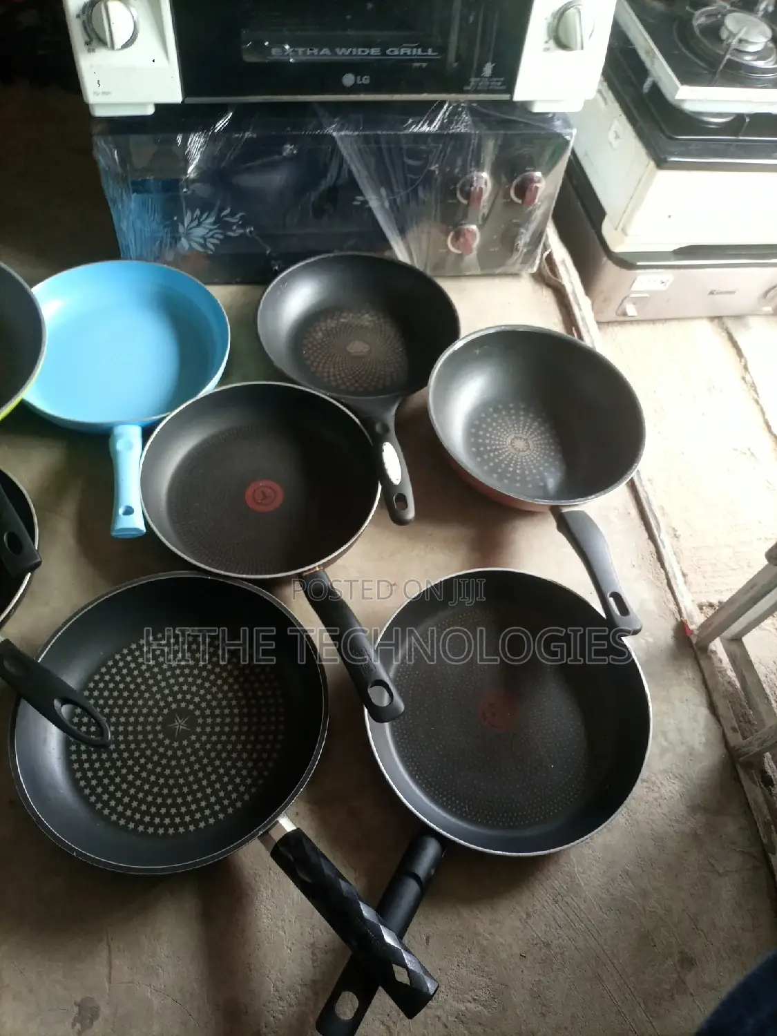 Non Stick Frying Pans (Tokunbo)