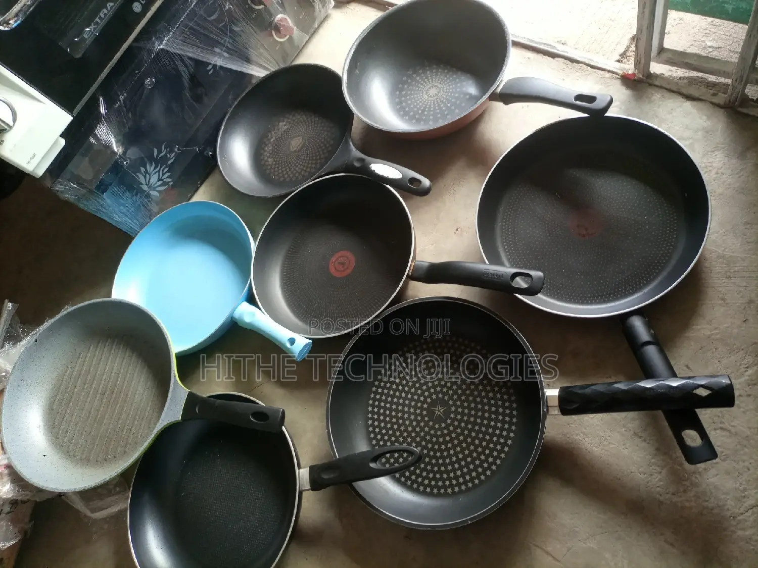Non Stick Frying Pans (Tokunbo)
