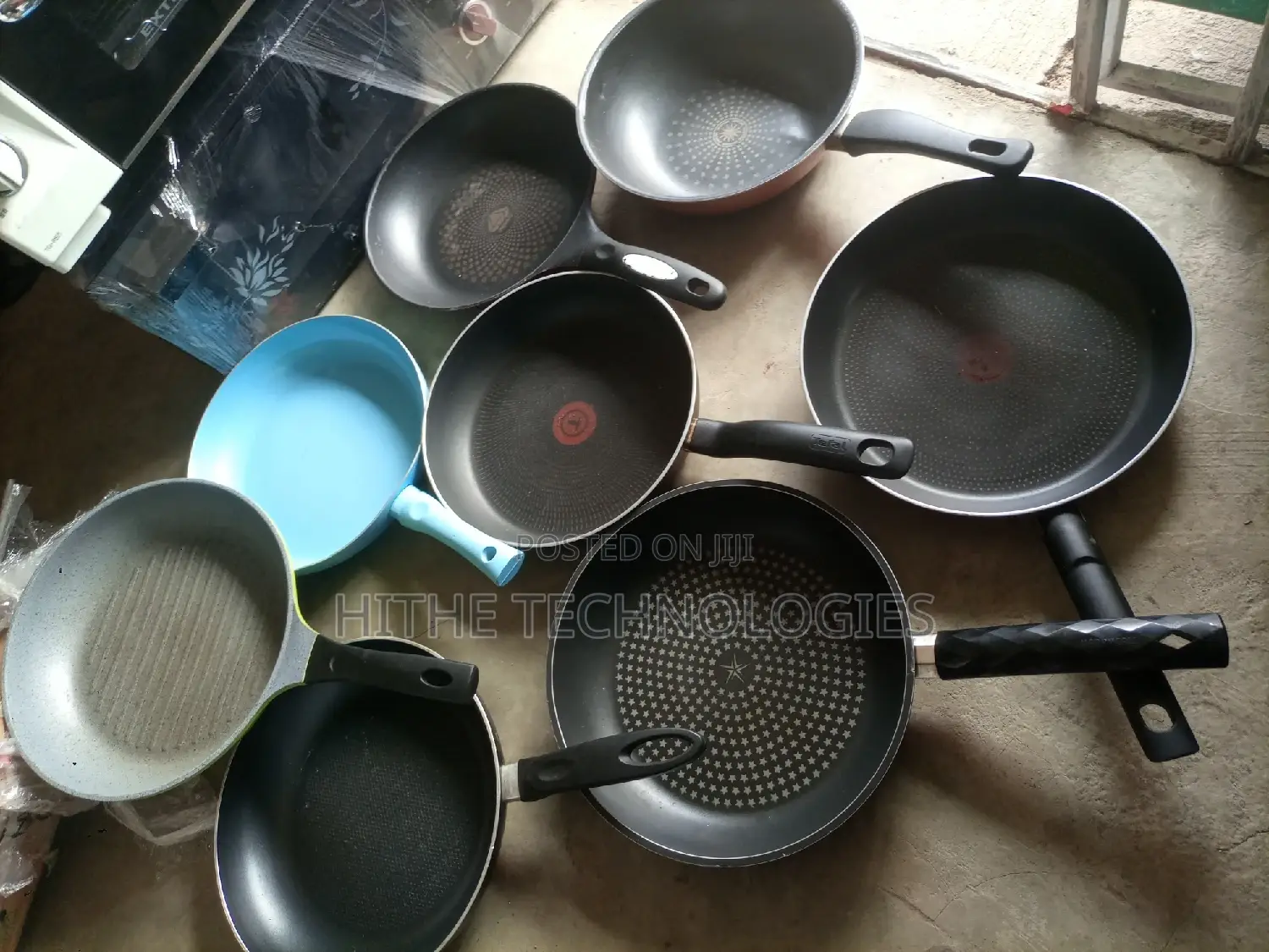 Non Stick Frying Pans (Tokunbo)