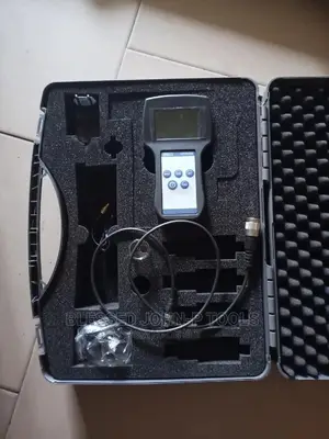 Precision Hand-Held Pressure Indicator