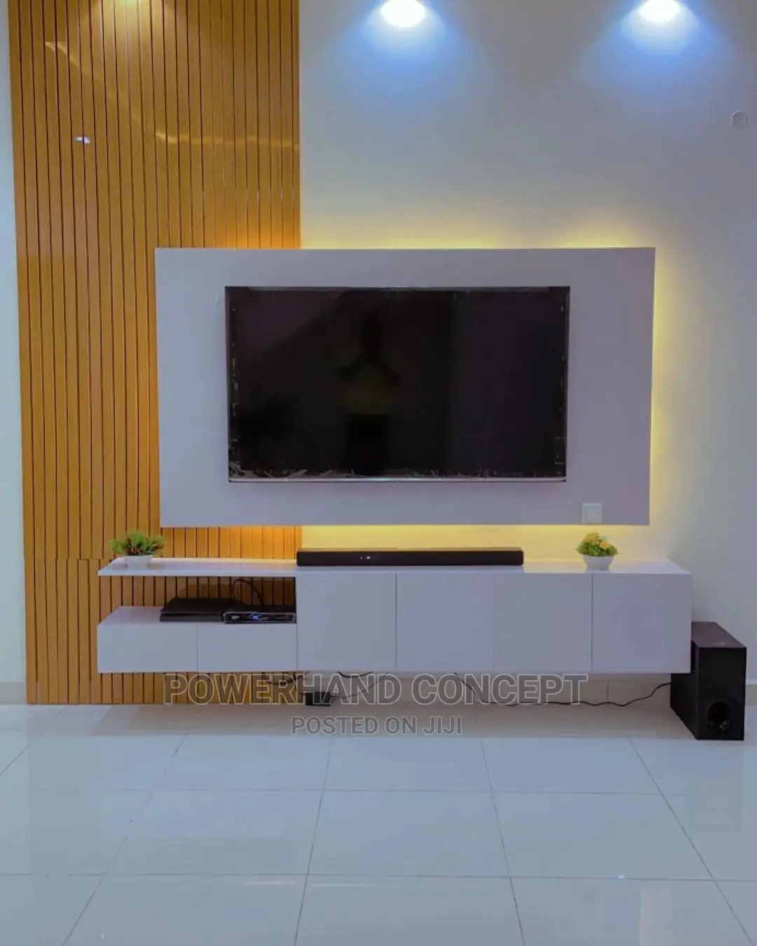 Cladding Tv Satnd