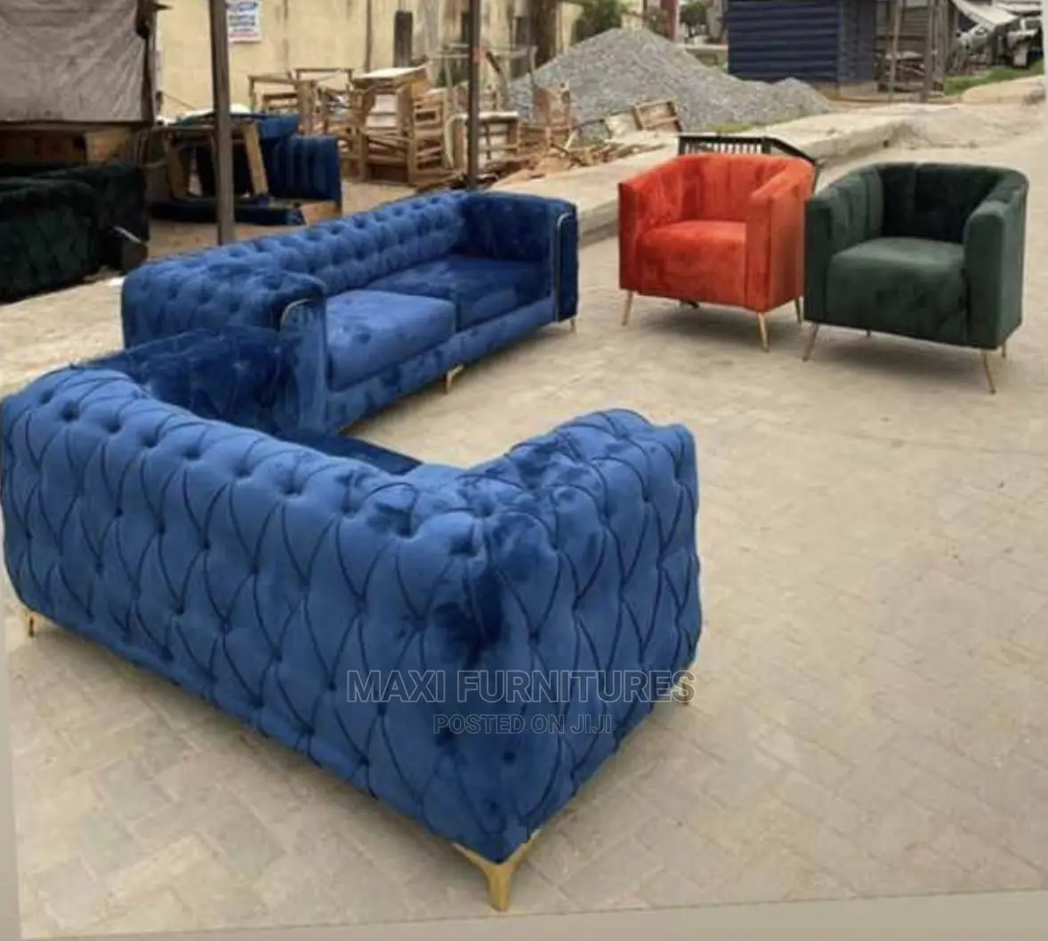 Complete Set of Fabric Sofa