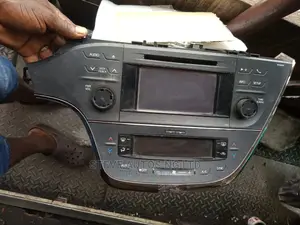 Toyota Avalon Radio
