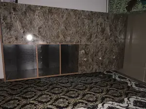 Wardrobe With Rack