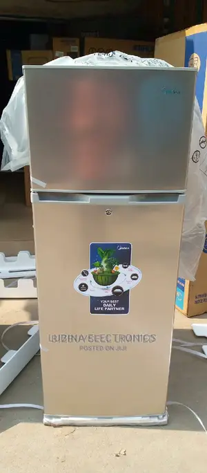 Brand New MIDDEA 260litter Double Door Fridge/Extenal/Silver
