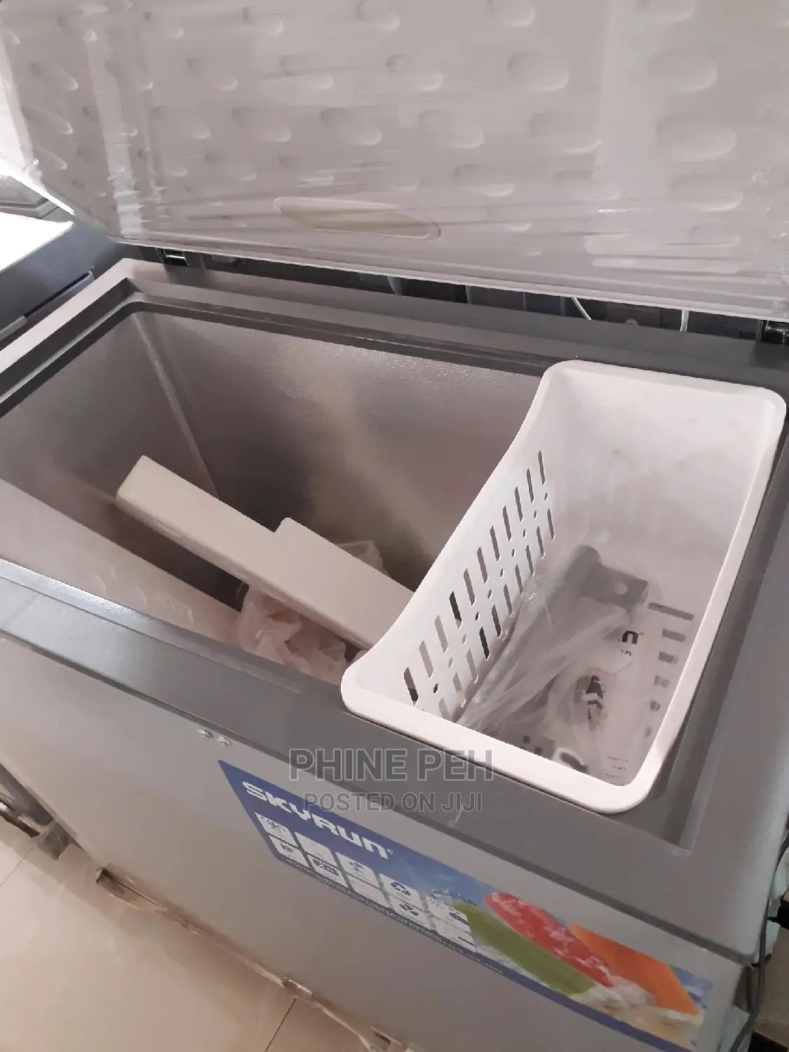 Skyrun 200L Freezer