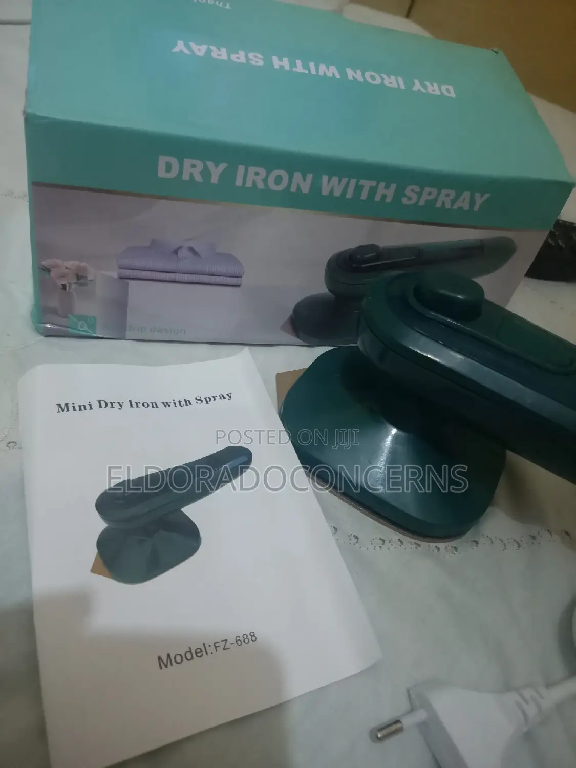 Mini Spray Travel Iron