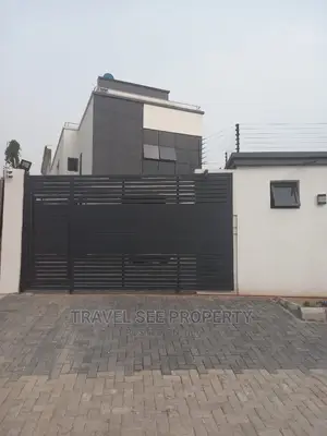 Furnished 6bdrm Duplex in Banana Lsland for sale