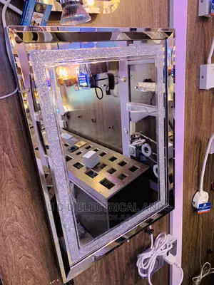 Mirror Wall Mount Very Quality