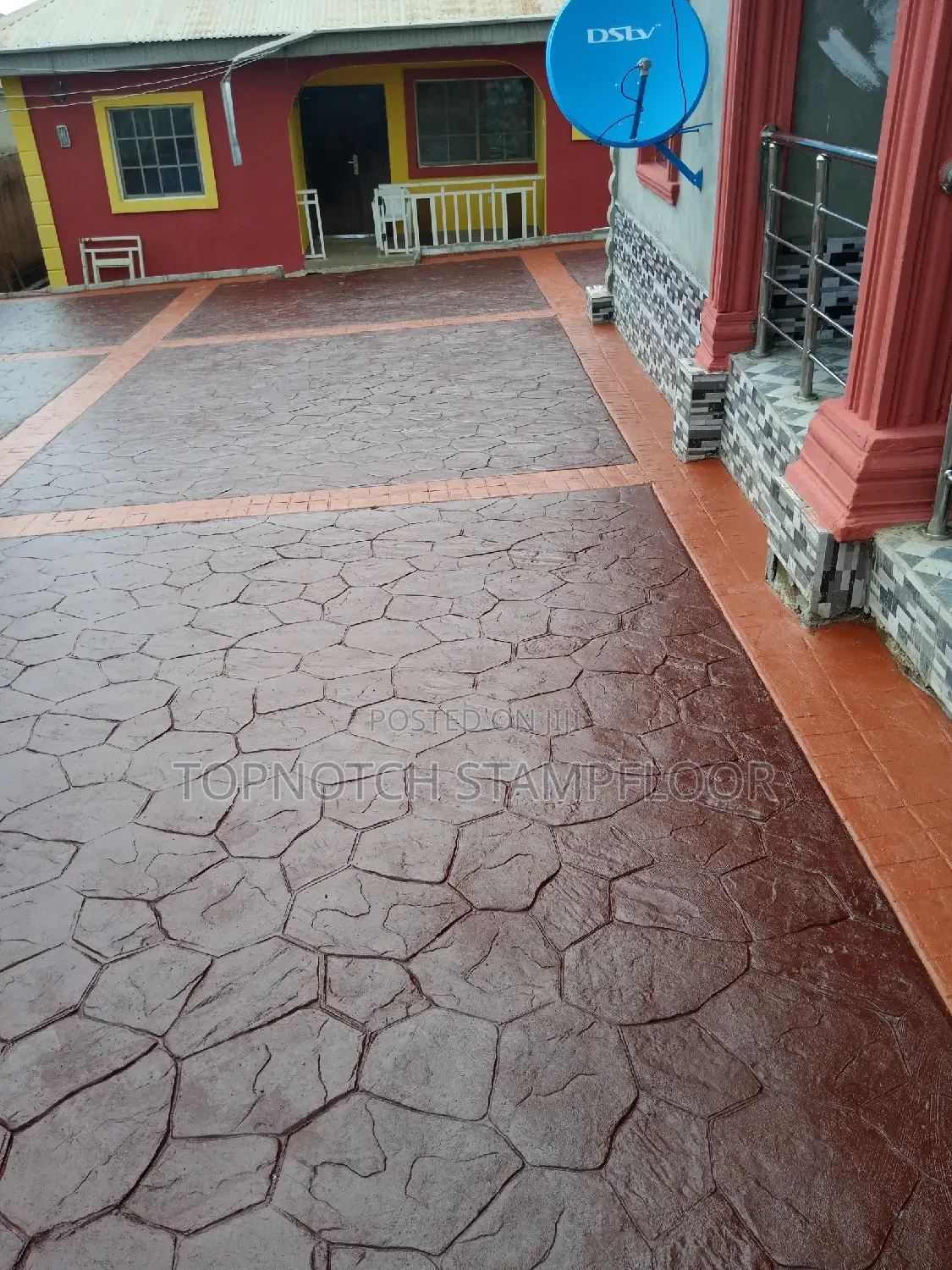 Exterior Modern Floor-Design in Solid Way