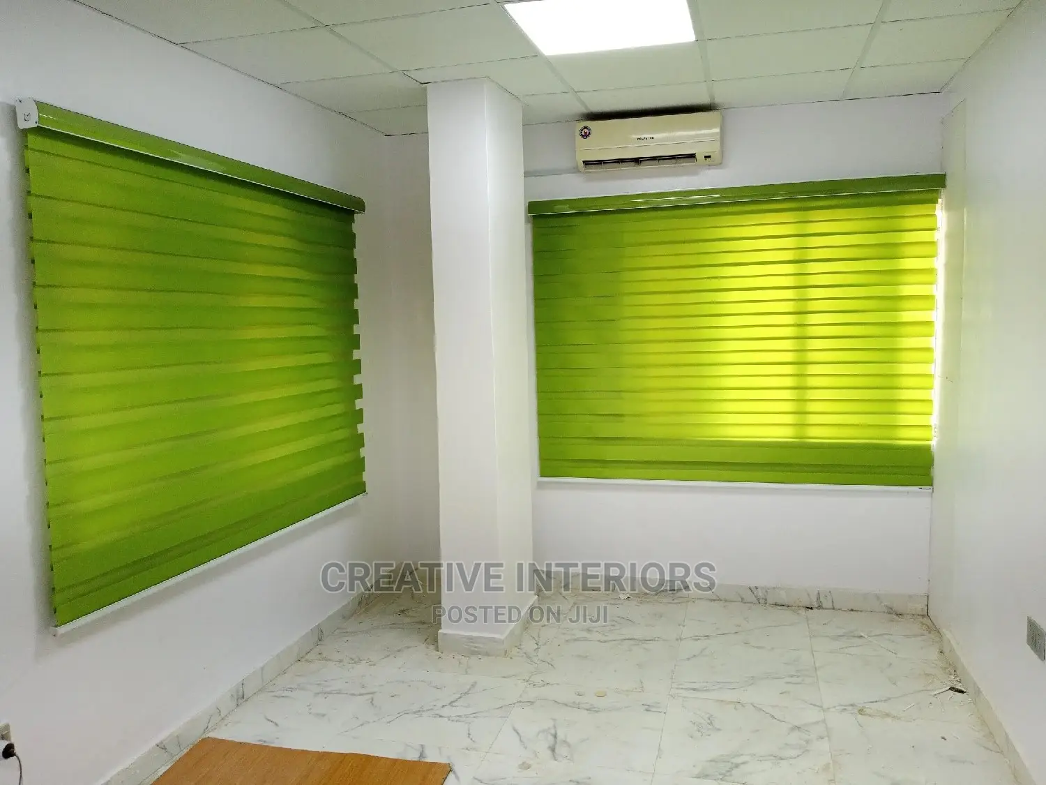 Luxury Adjustable Day and Night Window Blinds.