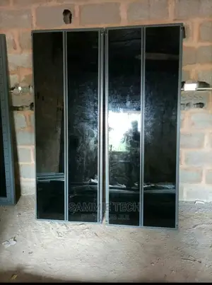 Frameless Window