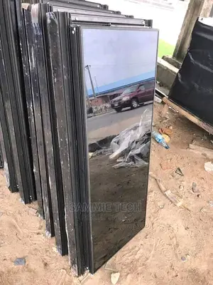 Frameless Window
