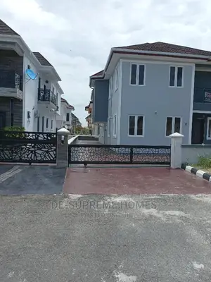 5bdrm Duplex in Sapphire Gardens, Awoyaya for rent
