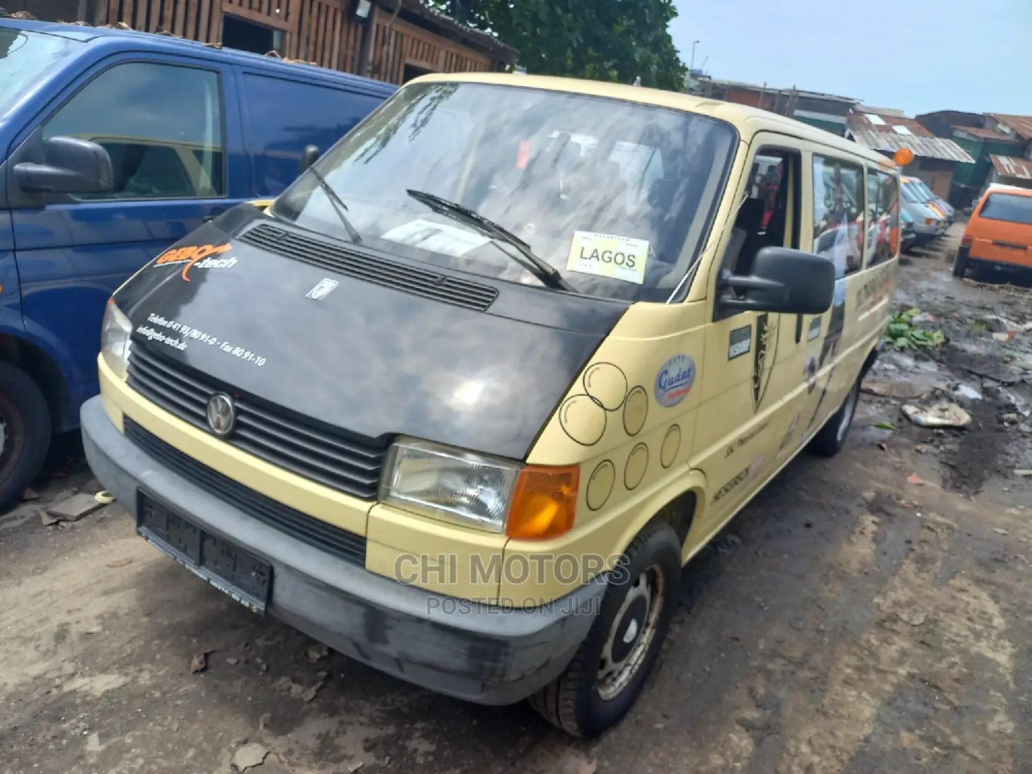 Volkswagen Transporter 2005 Yellow