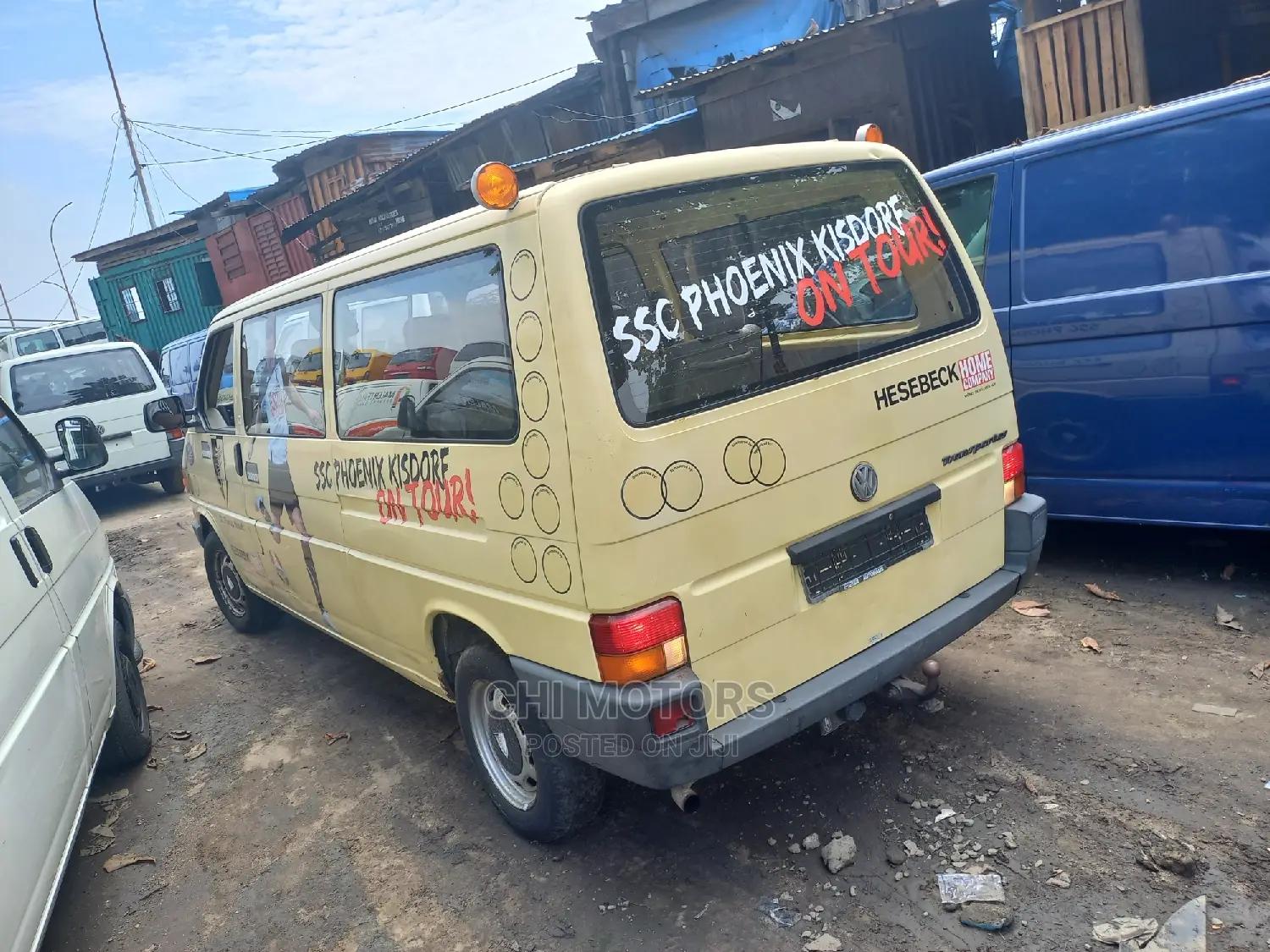 Volkswagen Transporter 2005 Yellow