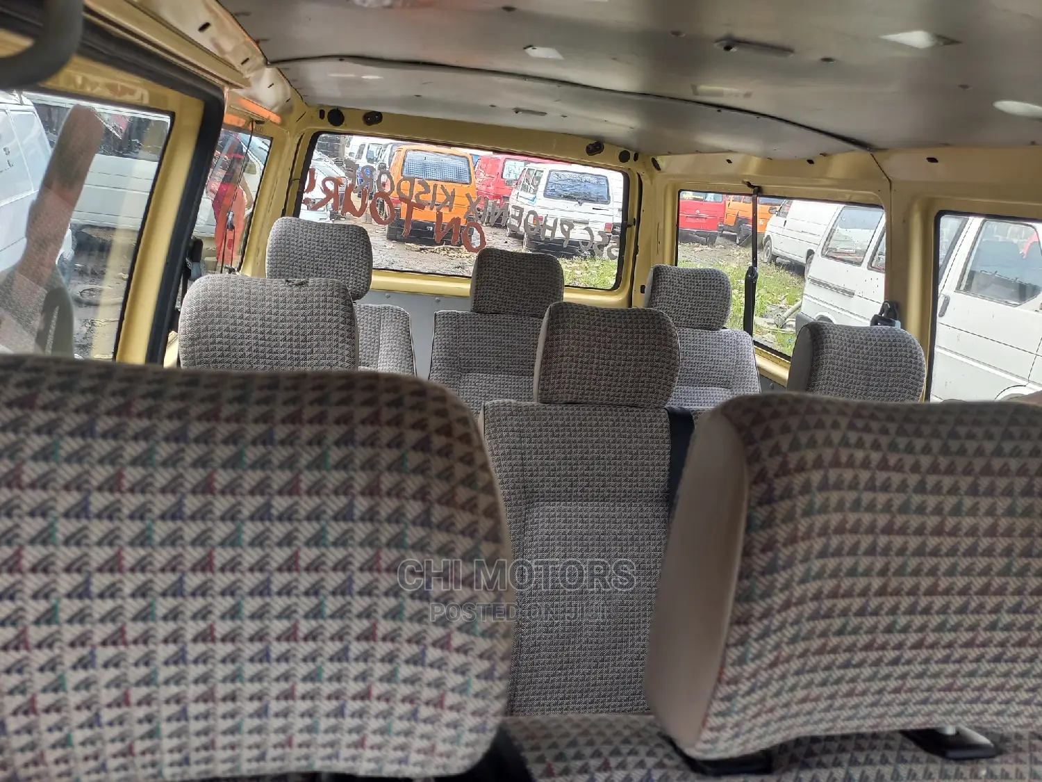 Volkswagen Transporter 2005 Yellow