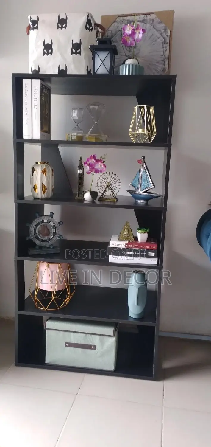 Lovely Bookshelf