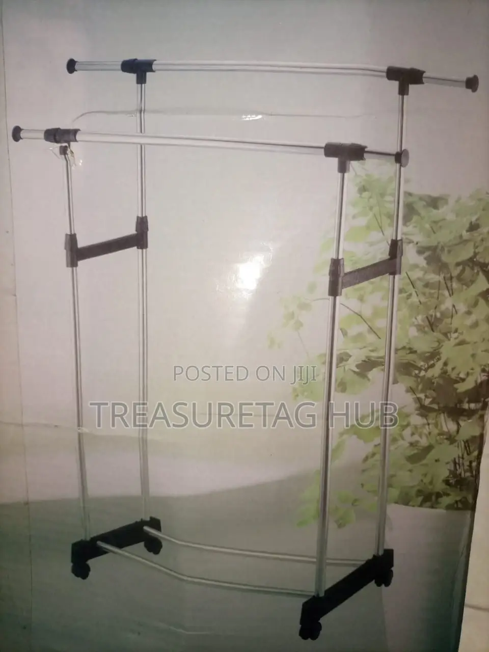 Double Pole Hanger