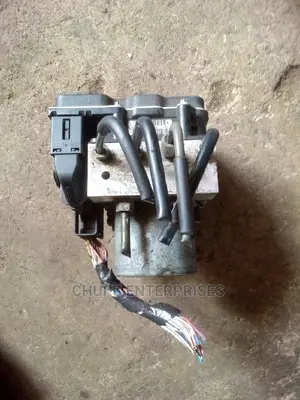 Toyota Camry Abs 2010