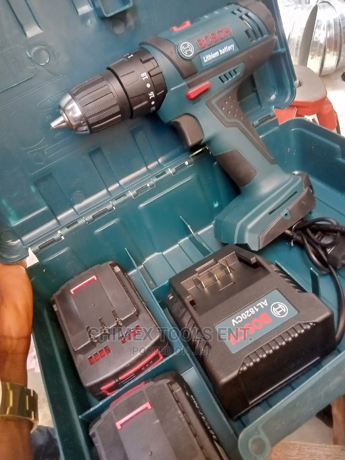 Hand Bosch Screwdriver Machine