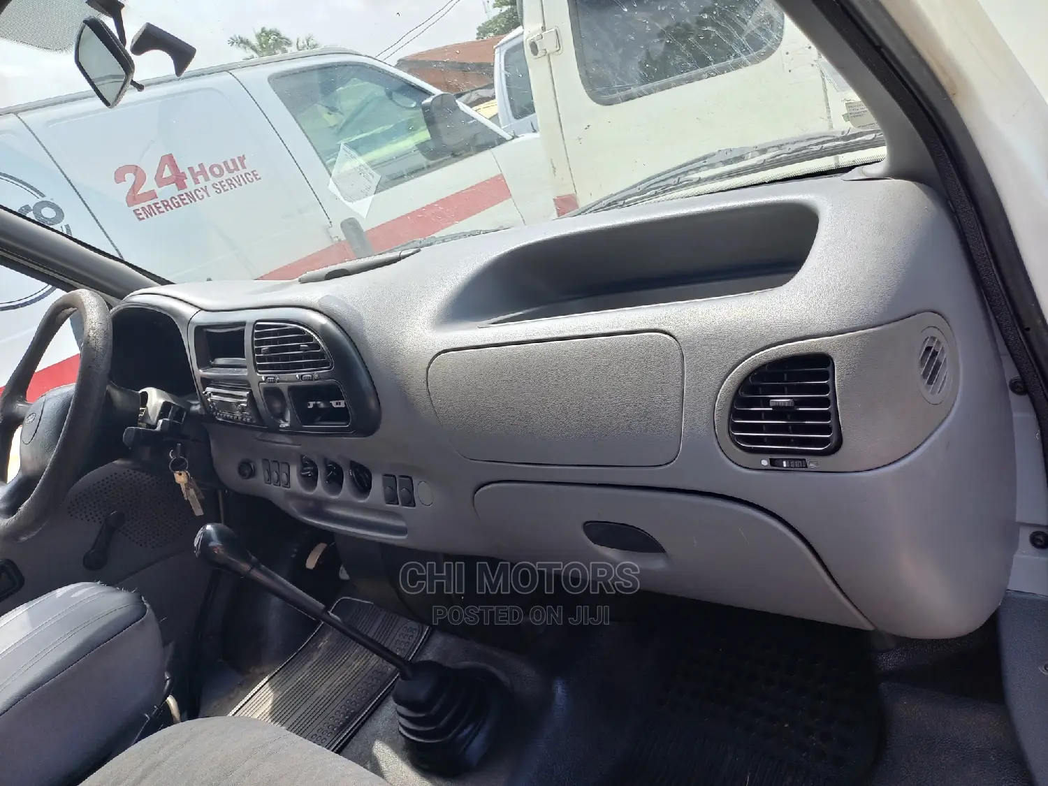 Ford Transit 2005 White