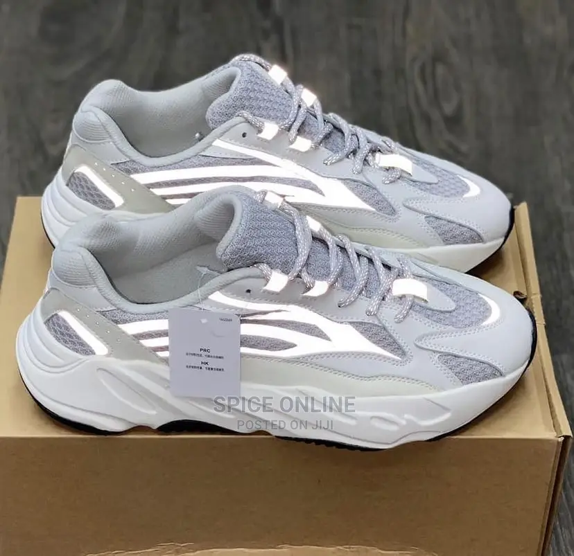 MP: Adidas Yeezy Boost