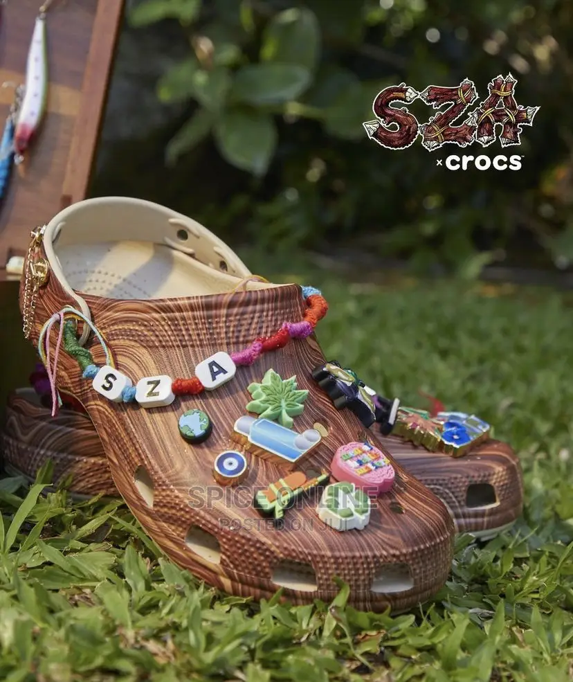 MP: Crocs Slippers