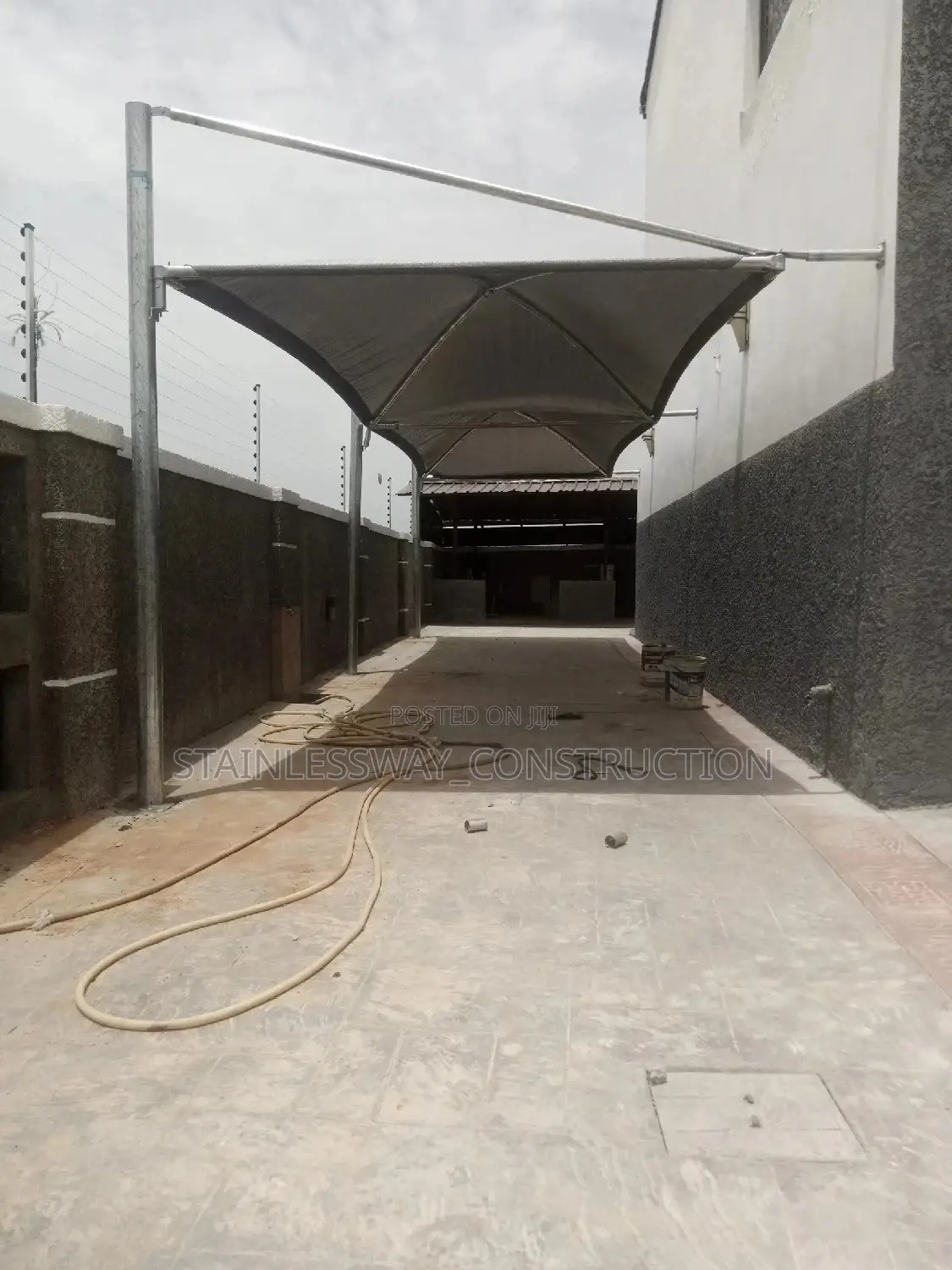 2 Carport Work 2.7/10