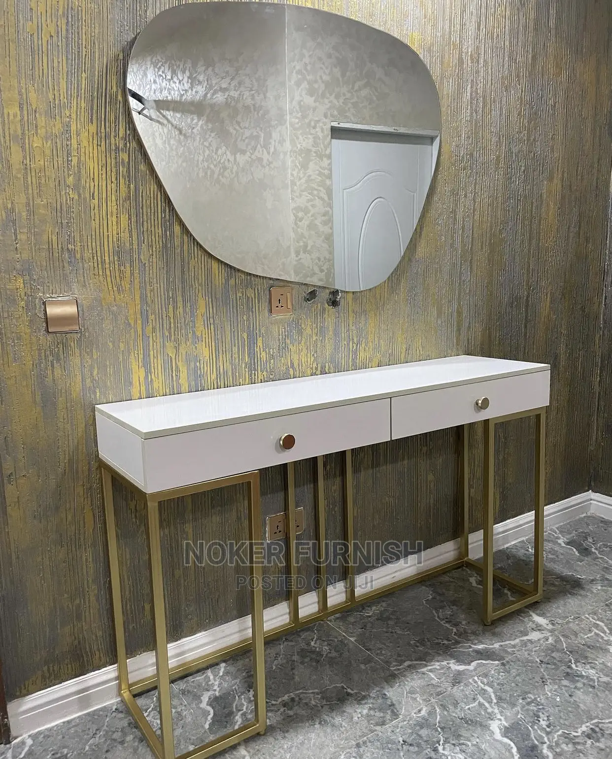 Console Table With Mirror