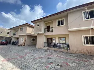 3bdrm Block of Flats in Springfield, Ado / Ajah for sale