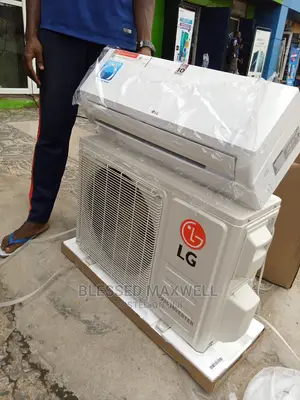 LG 1.5HP Air Conditioner Inverter