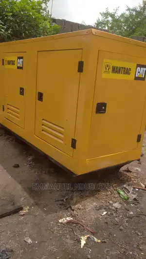 100kva 1000series Clean Caterpillar Soundproof Generator