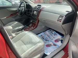 Toyota Corolla 2013 Red