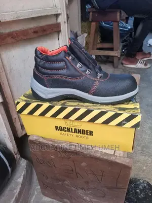Rocklander Sefety Shoe
