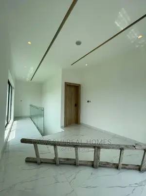 4bdrm Duplex in Osapa London for Sale