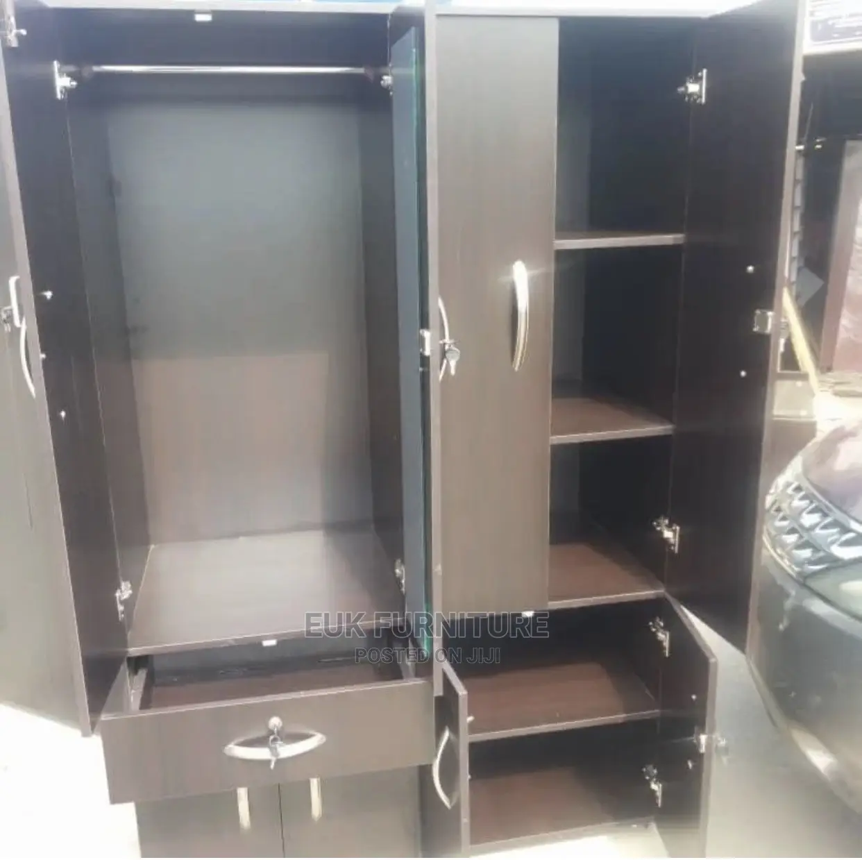 Unique 4ft by 6ft Wardrobe #50002#