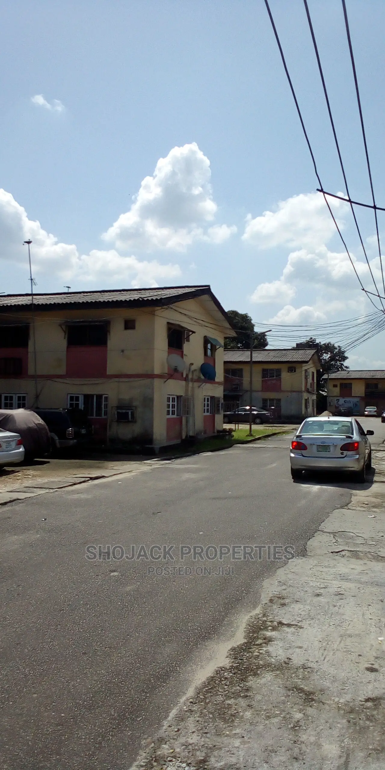 2bdrm Block of Flats in Elekahia Housing for sale