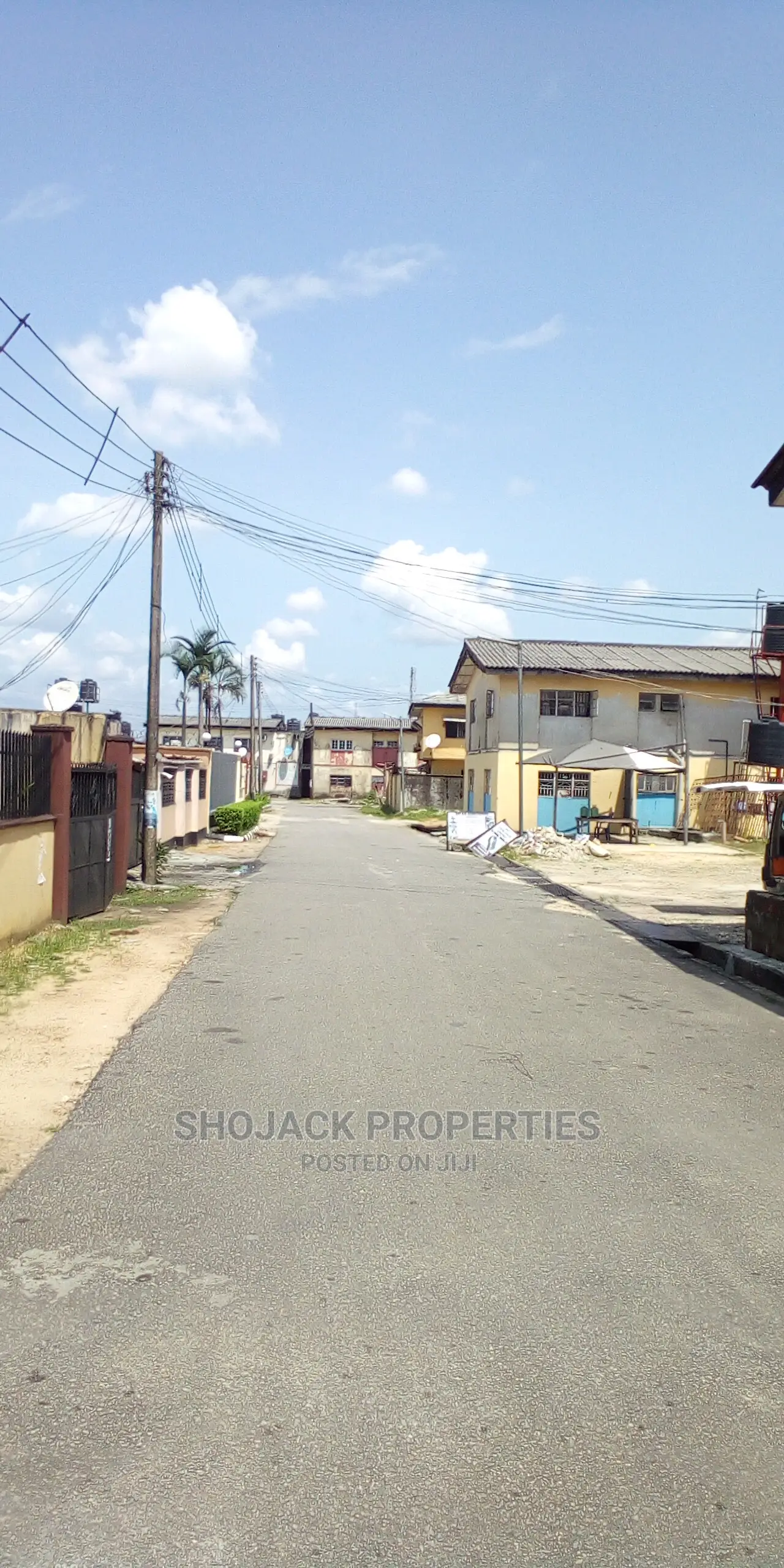 2bdrm Block of Flats in Elekahia Housing for sale