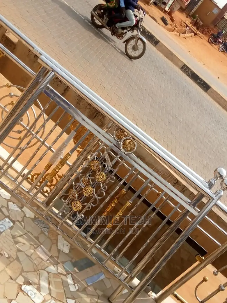 Stainless Handrails With Quality Steel