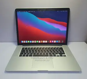 Laptop Apple MacBook Pro 2015 16GB Intel Core I7 SSD 512GB