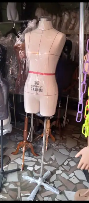 XL Size 10 Butterfly Professional Dressform Stand