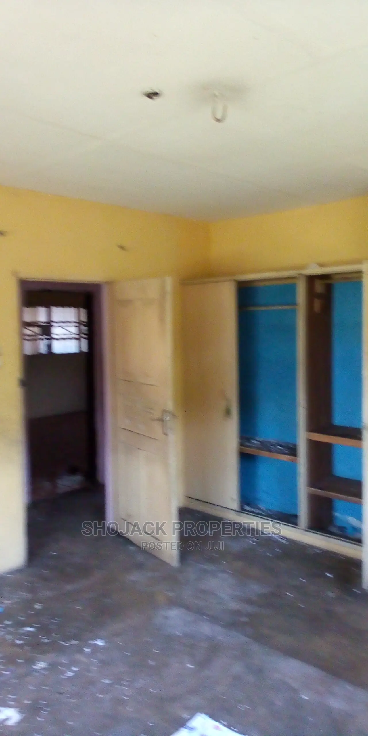 2bdrm Block of Flats in Elekahia Housing for sale