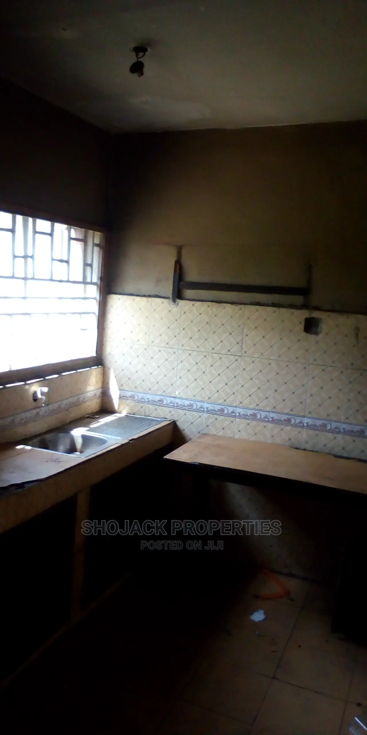 2bdrm Block of Flats in Elekahia Housing for sale