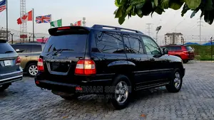 Toyota Land Cruiser 2006 Black