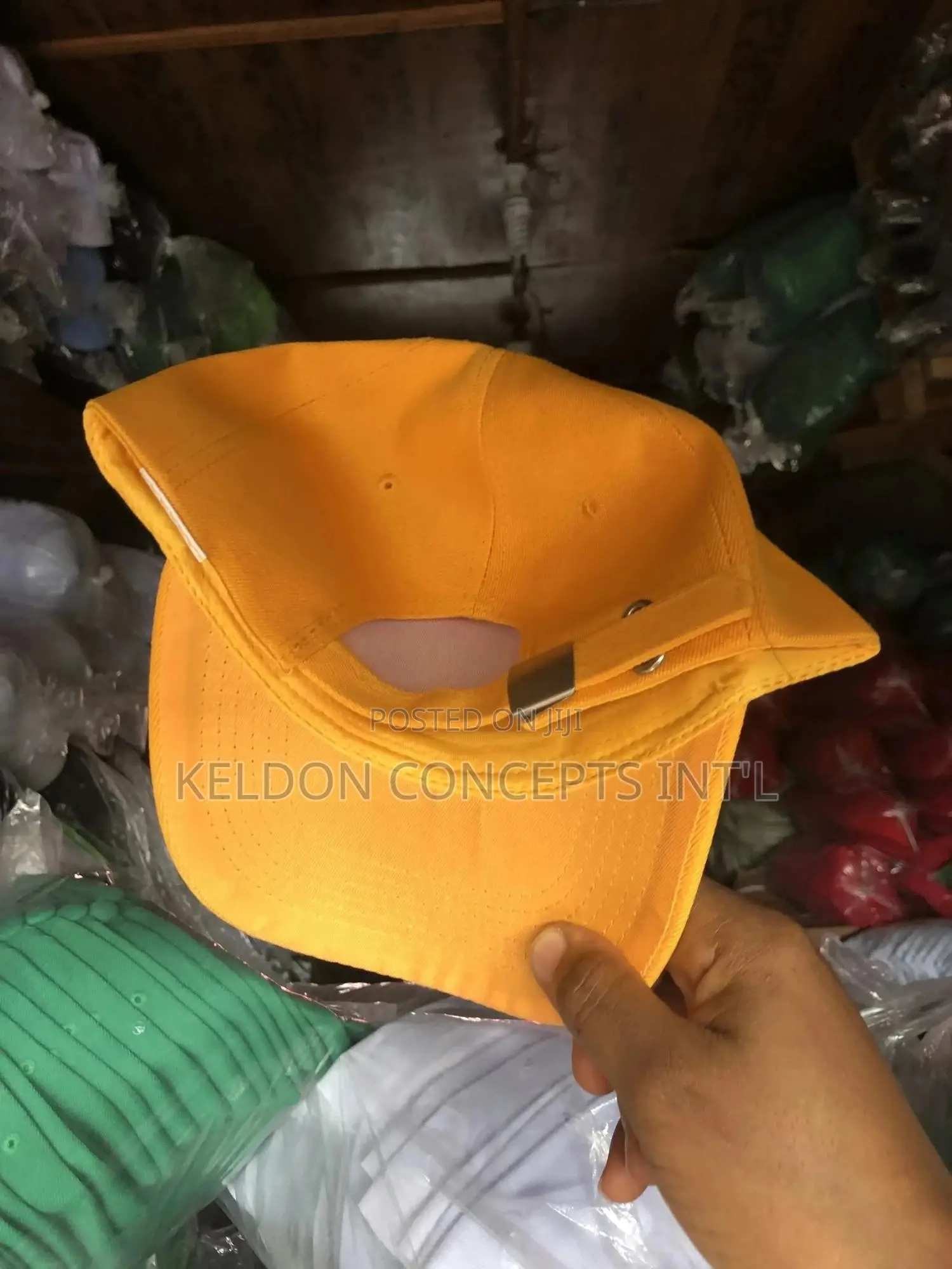 Wholesale Cotton Face Cap in Different Colors 500pcs